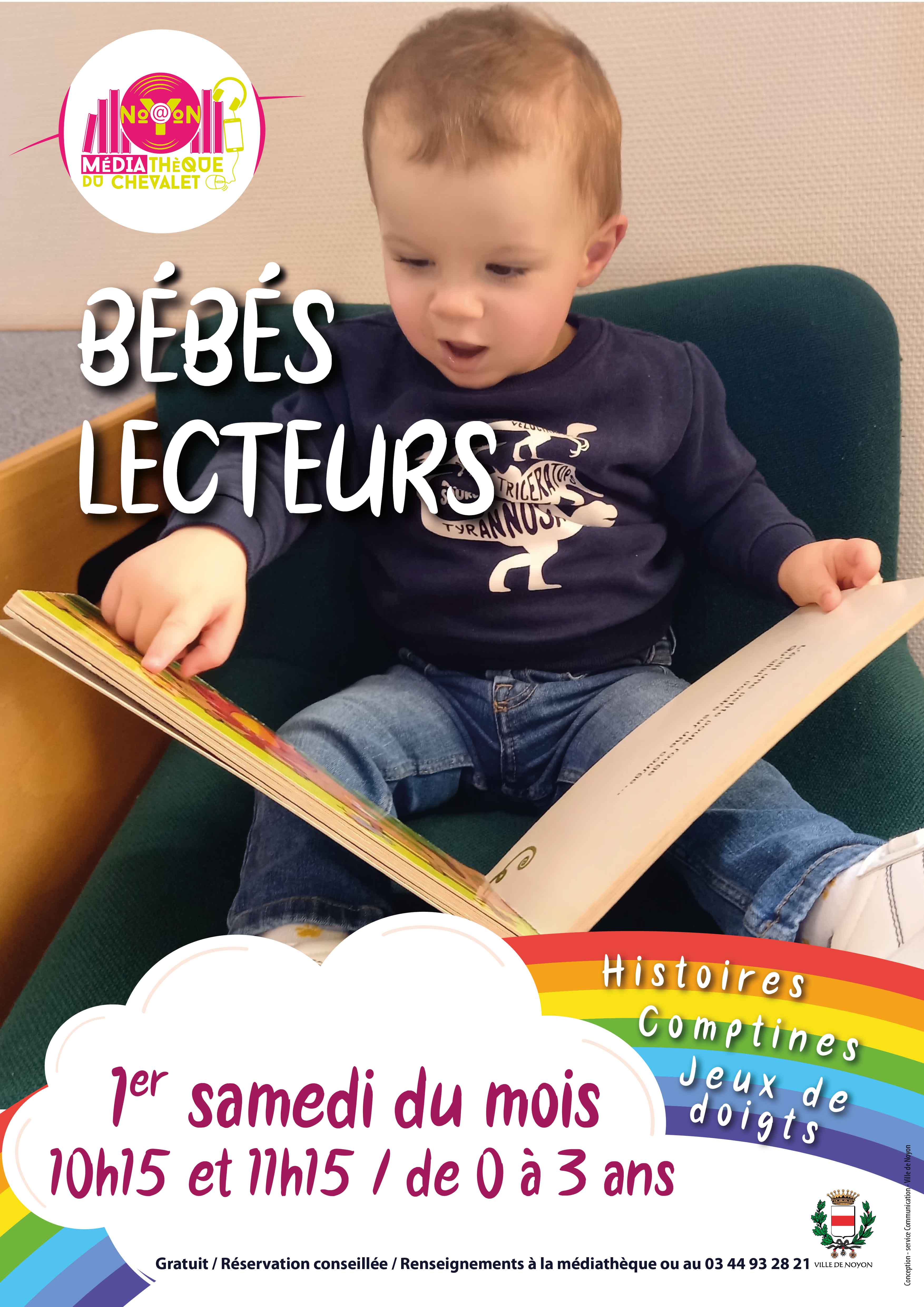 enfant qui tient un livre